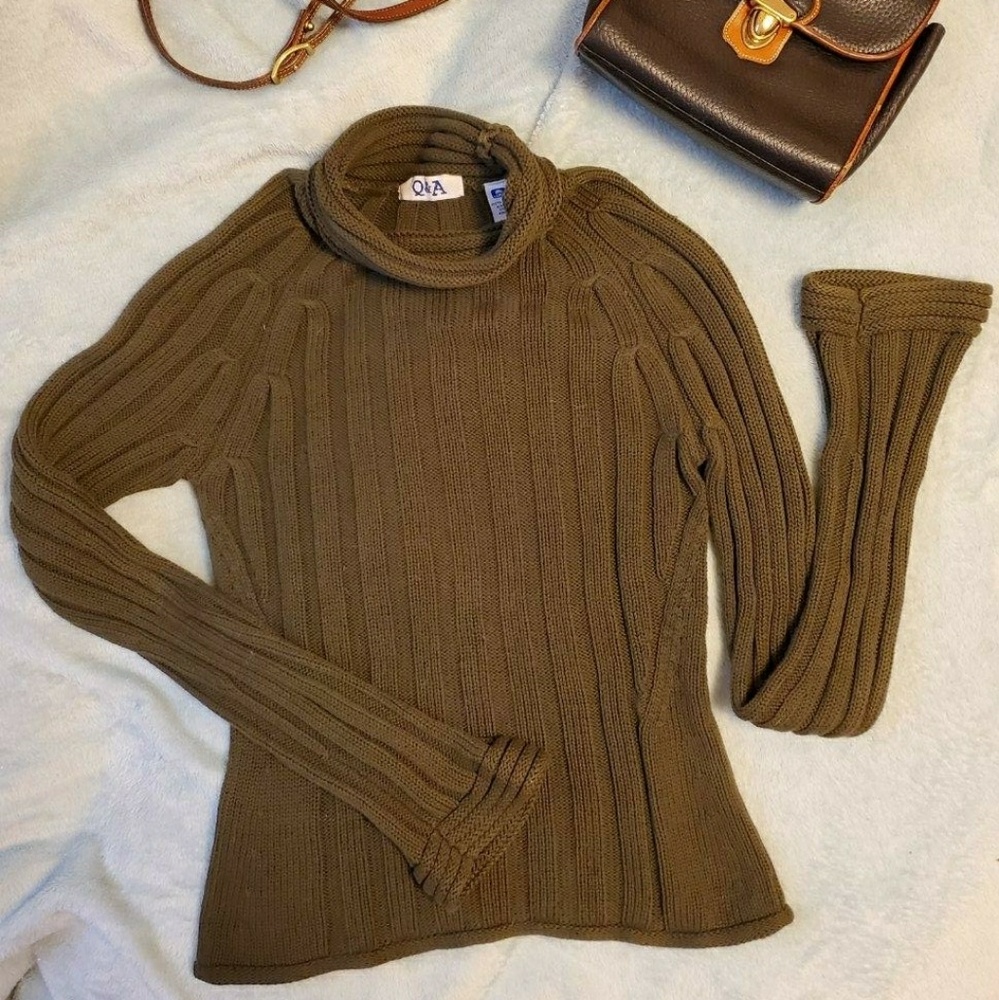 Bell Sleeve Nineties Style Cable Knit Sweater